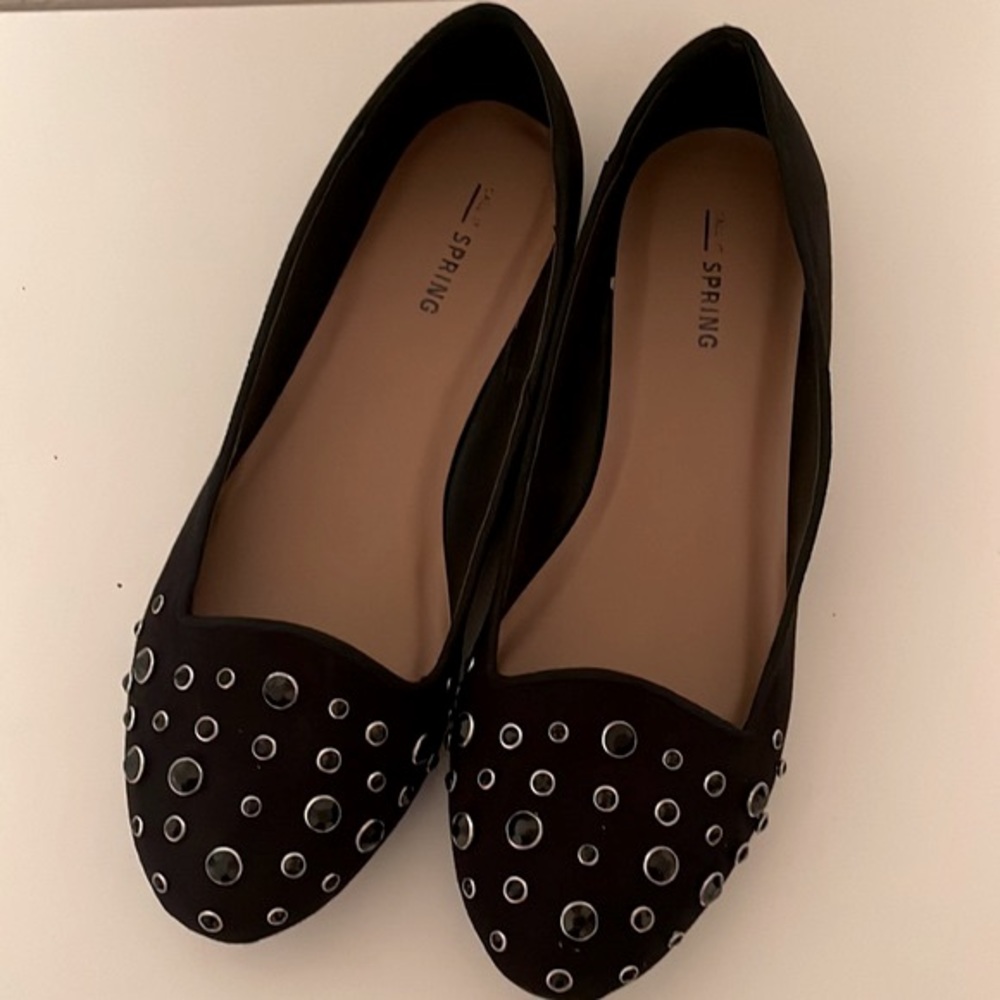 ** NEW in BOX** Call it Spring Black Faux Suede Embellished Flats - Picture 2 of 8
